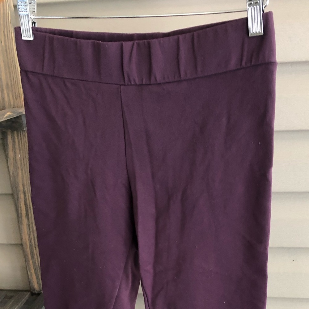 Purple leggings